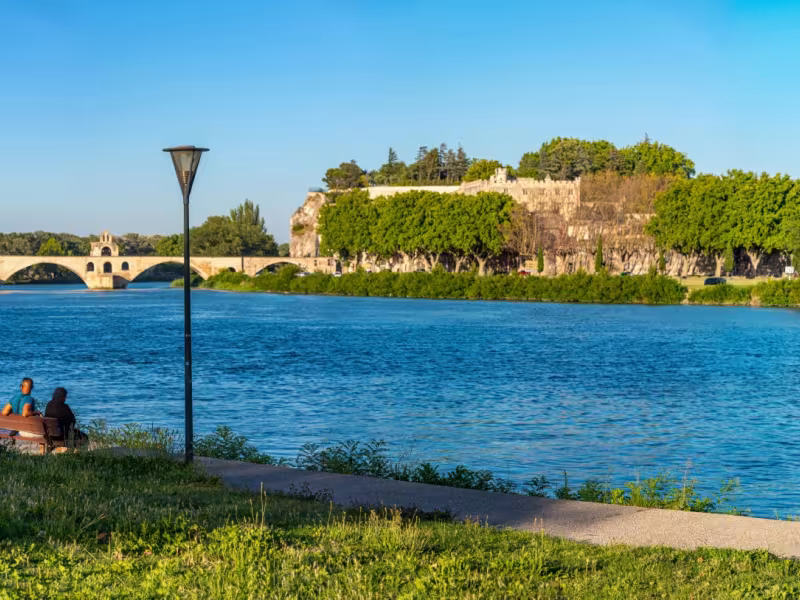 Bord du Rhône à Avignon