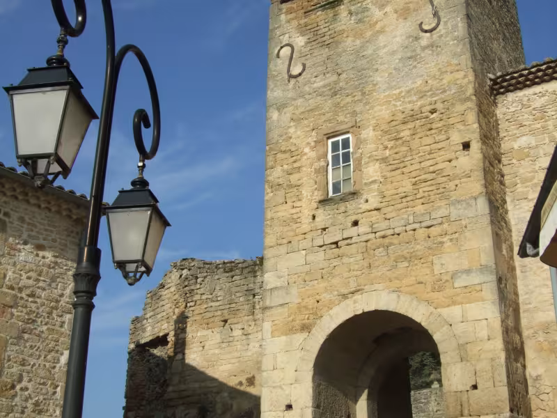 Le château des Poitiers à Etoile-sur-Rhône 