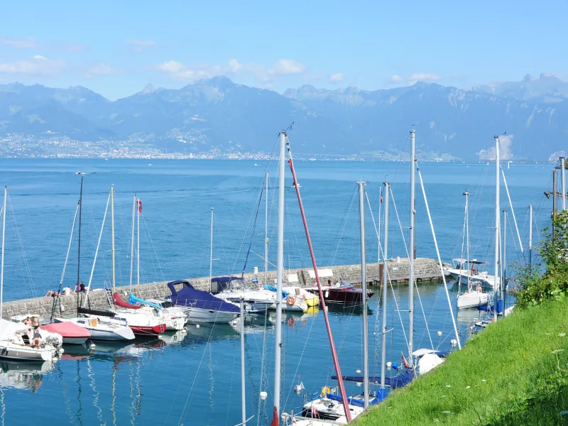 Petit port de Plaisance entre Saint-Gingolph et Evian-les-Bains