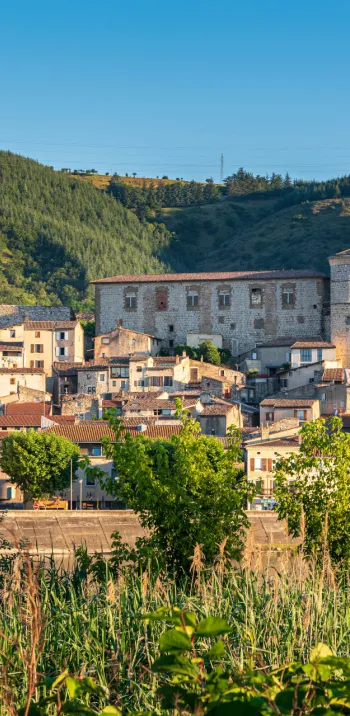 Tournon-sur-Rhône sur la rive d'en face