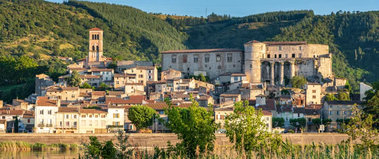 Tournon-sur-Rhône sur la rive d'en face