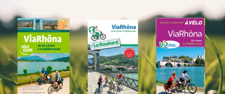 Les guides papiers sur l'itinéraire Viarhôna
