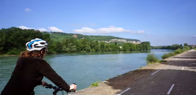 Piste cyclable sur ViaRhôna