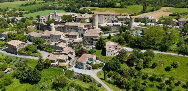 Saint-Vincent-de-Barrès : Village de caractère