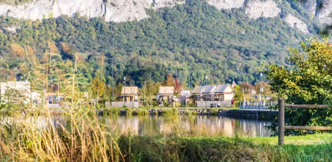 Les Lodges de la Viarhôna : les tentes-lodges