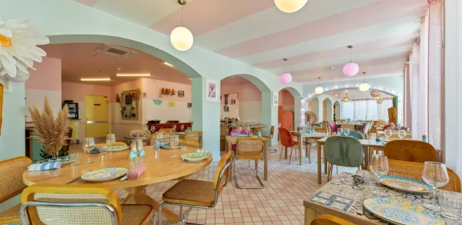 Salle de restaurant Place 70