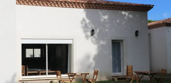 mas-des-sables-lodges-aigues-mortes-extérieur