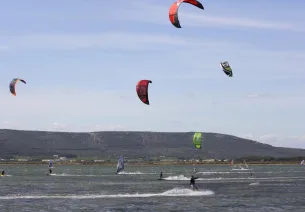 Voile, kite-surf, kayak, paddle en Méditerranée 